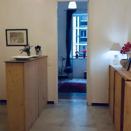 Charme Centre-ville Artistic & Literary Bed & Breakfast 2*